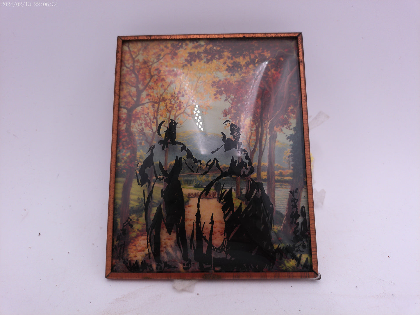 Glass Convex Silhouette Framed Picture Couple by LAKE  B38