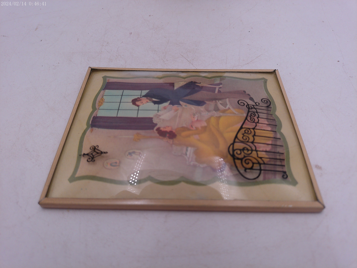 Glass Convex Silhouette Framed Picture Couple Reviewing Plans B54