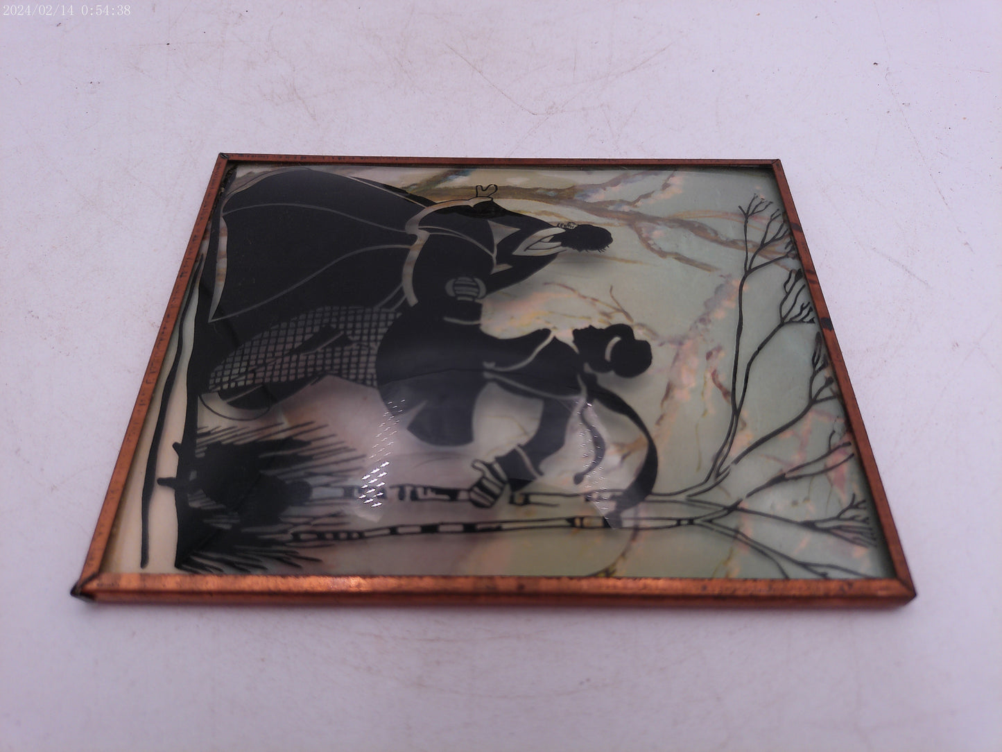 Glass Convex Silhouette Framed Picture Couple Enjoying Outside  B510