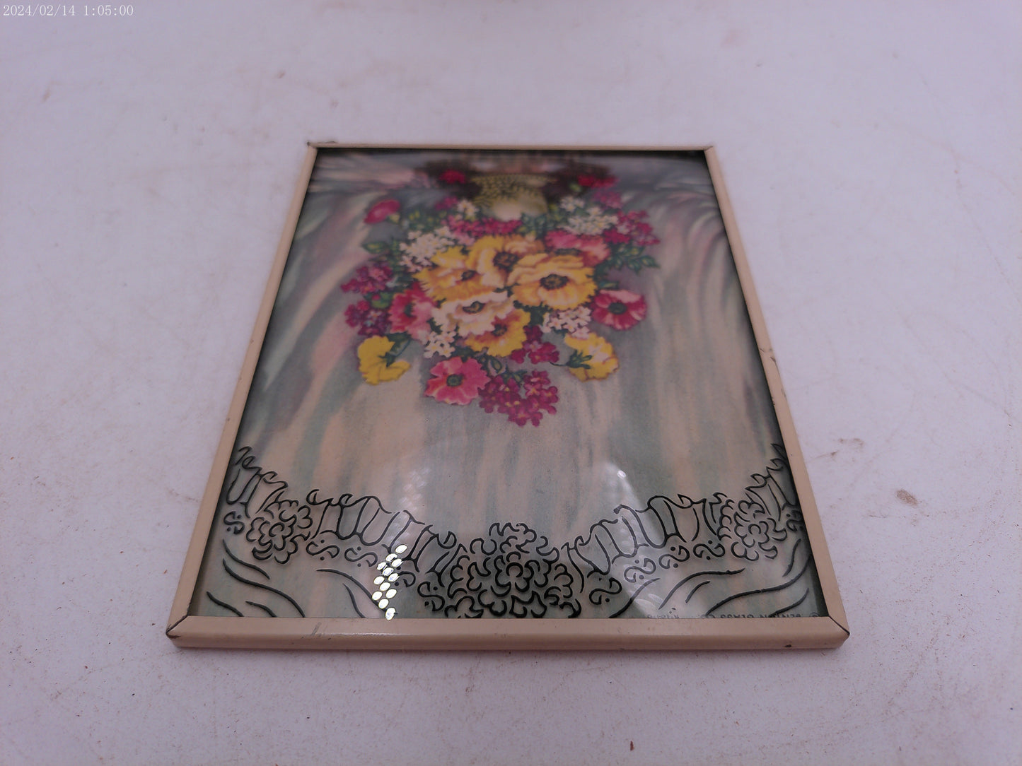 Glass Convex Silhouette Framed Picture Beautiful  Basket of Flowers B518