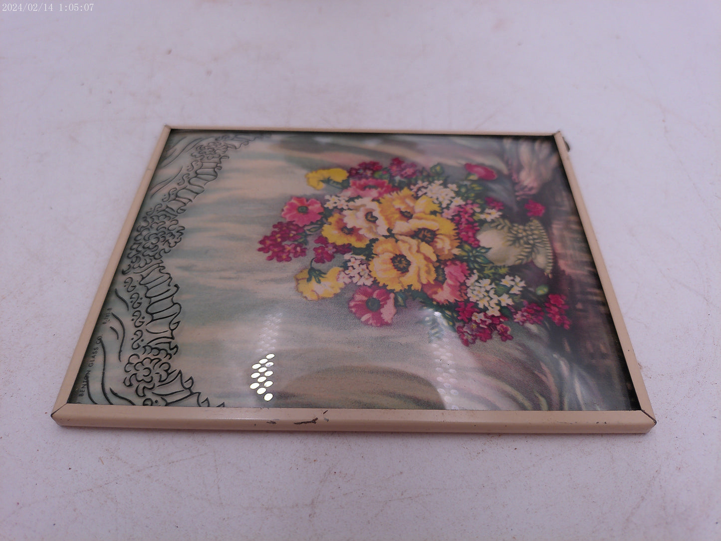 Glass Convex Silhouette Framed Picture Beautiful  Basket of Flowers B518