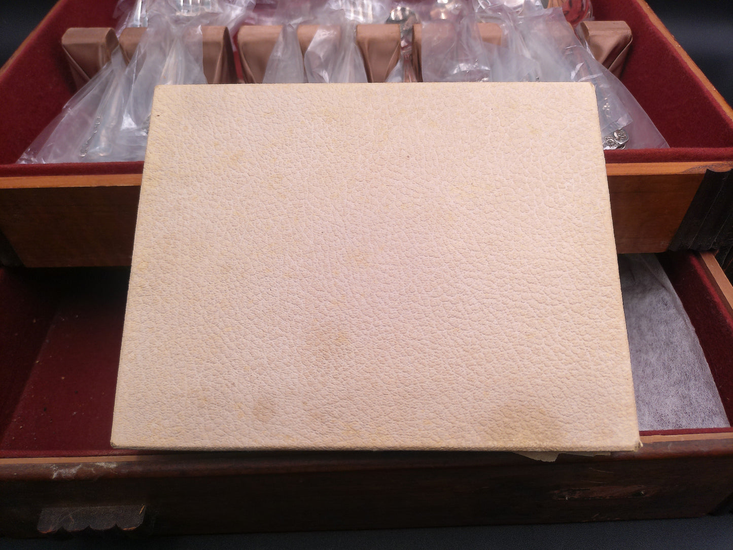 Rogers & Bro. Silverware Flatware in Wood Chest 50 pcs