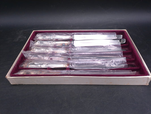 Set of 6 Stainless Knifes Made in England Viners Of Sheffleld