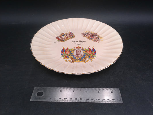Sovereign Canada A Coronation  Commemorative Plate Three Kings 1936 Gold Rim and some lettering