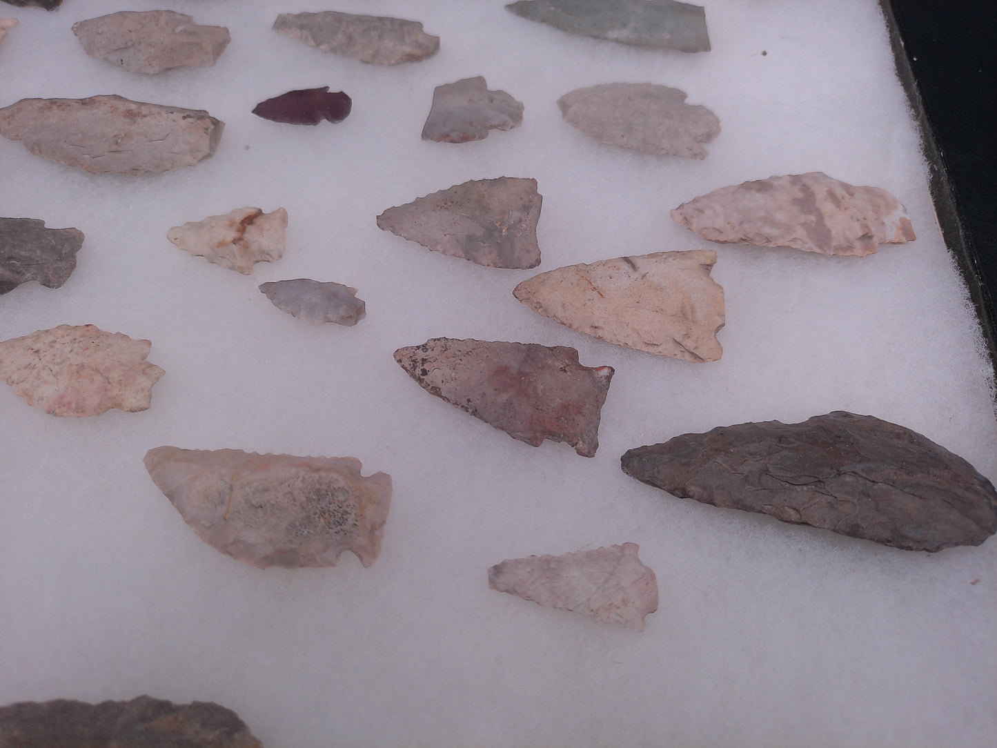 Arrowheads In Nice Display case Arrow Heads Large Unique Collection