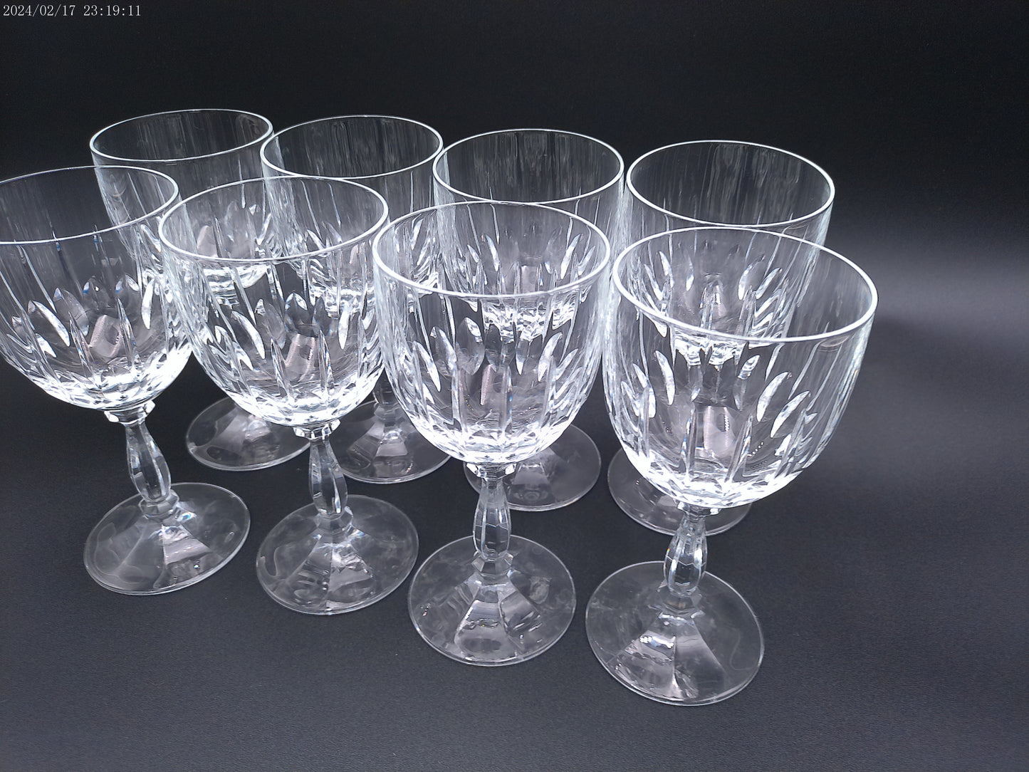 Set of 8 Very Beautiful Wine Glasses Luminarc France Glass