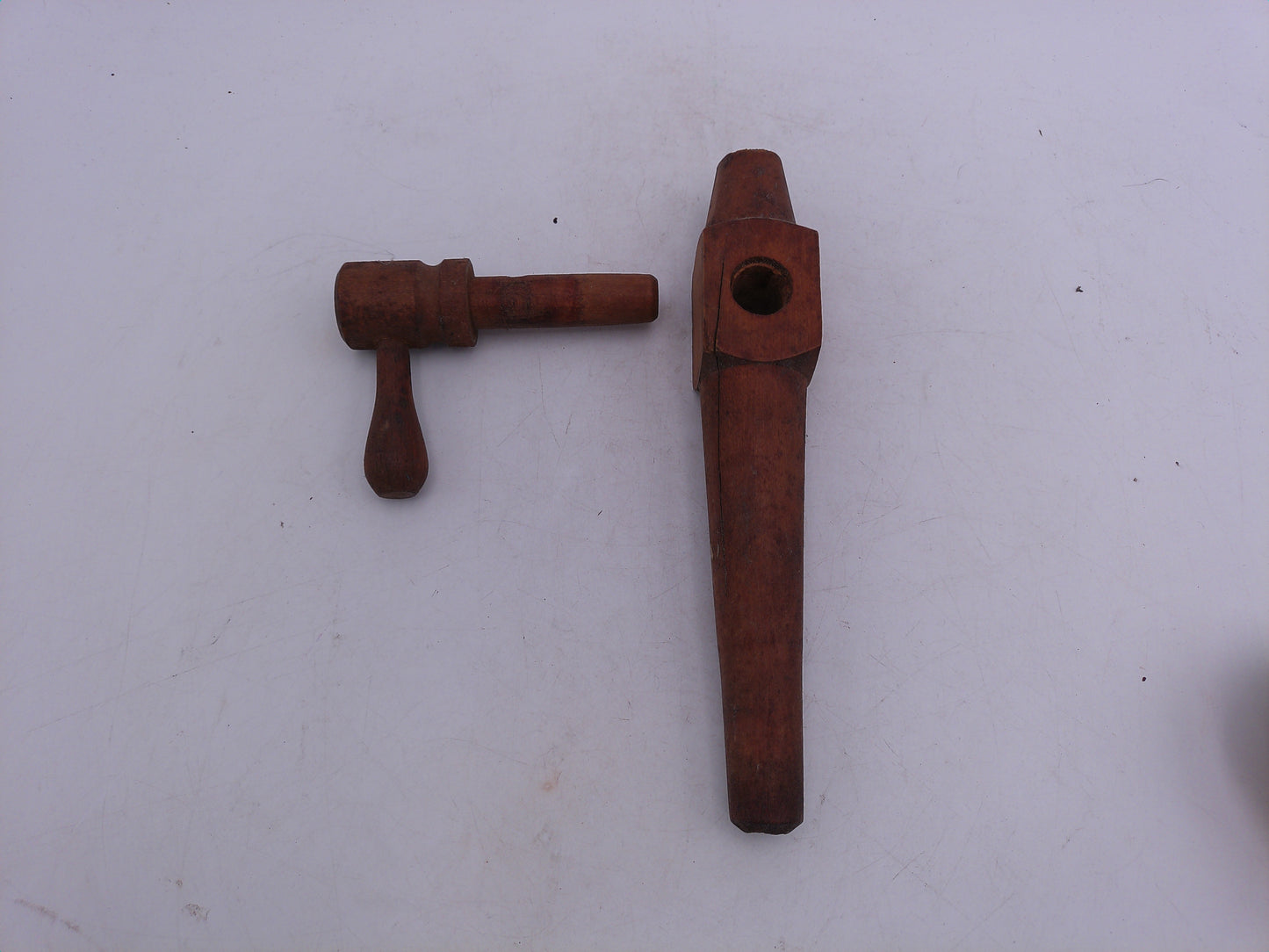 Beer Tap Taps Lot of 4 Red Hook Beer G. III R. From 1800's Leffe Blonde Belgian Abbey Ale