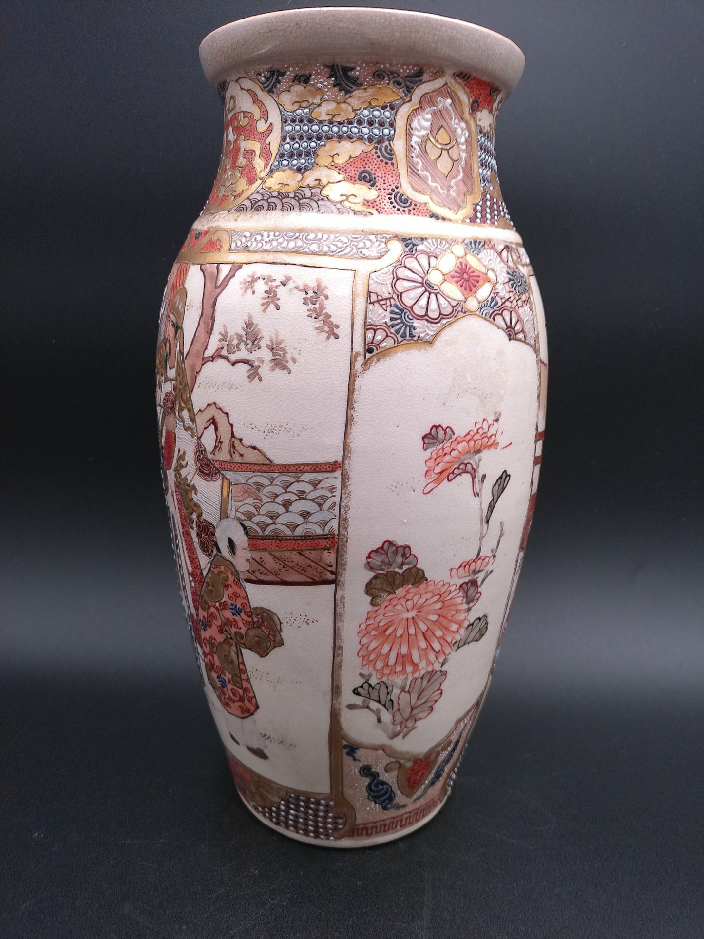 Vase Large Fine Japanese Meiji Satsuma Gold Brocade Emperor Scholars VASE Ca. 1800s