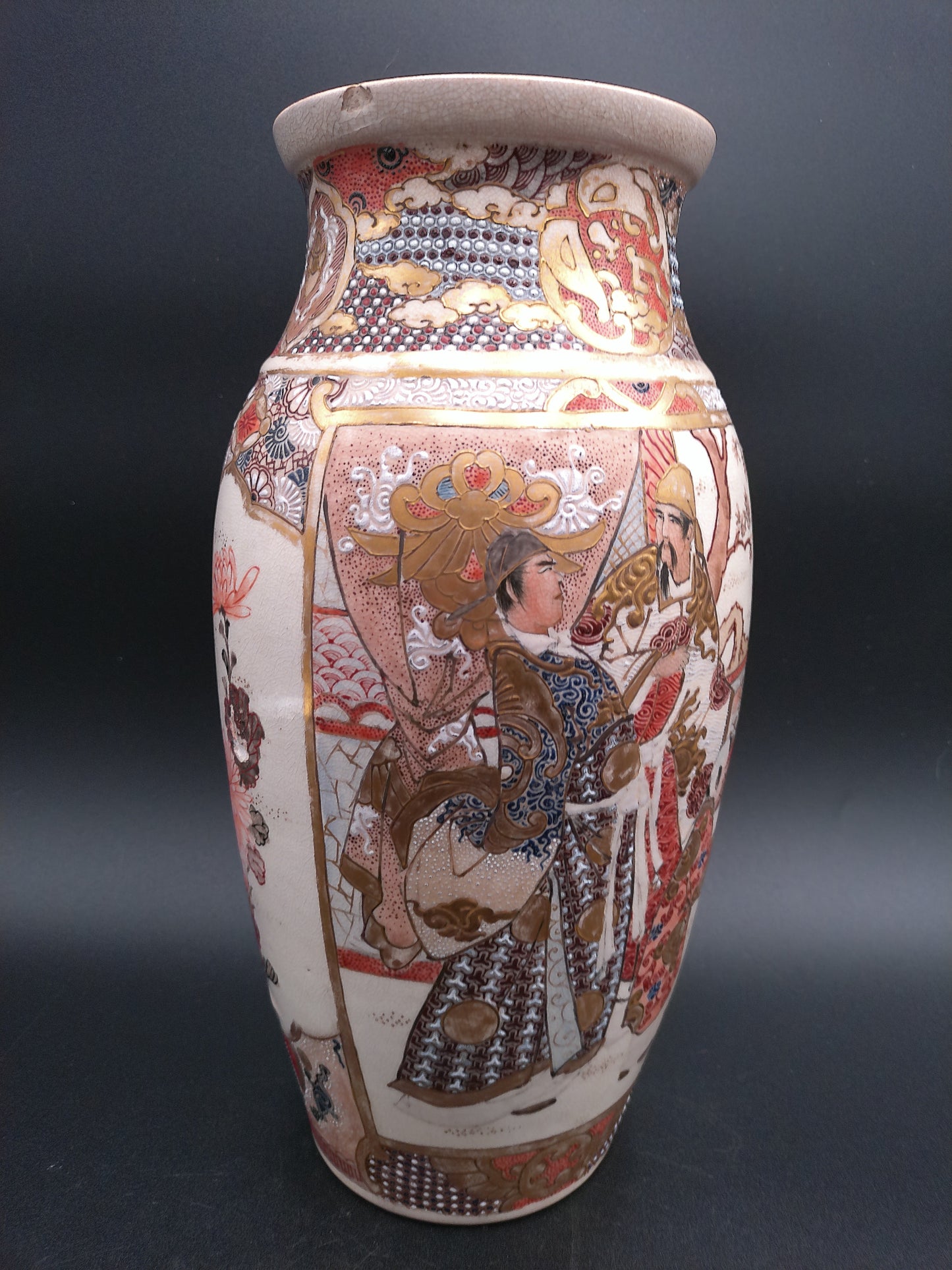 Vase Large Fine Japanese Meiji Satsuma Gold Brocade Emperor Scholars VASE Ca. 1800s