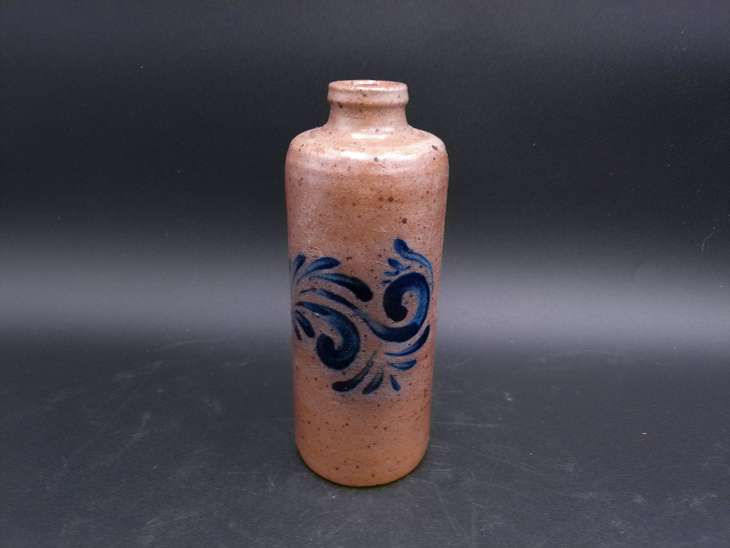 Pitcher Vase Beautiful blue design .35L Bottle Jug Vintage