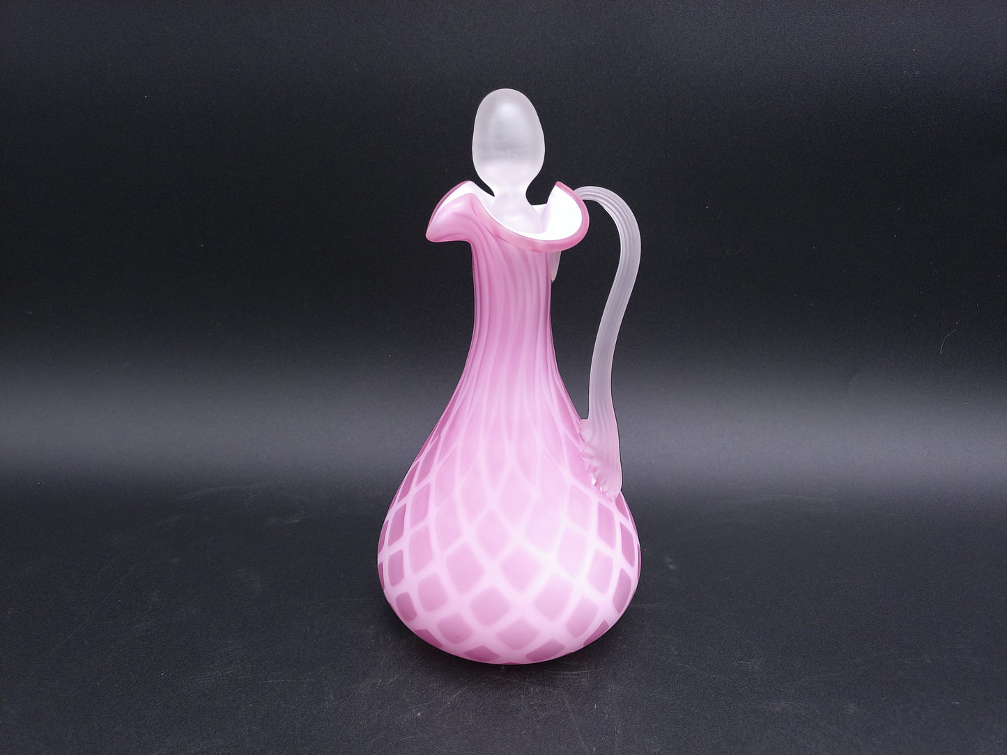 Pink Satin Diamond Quilted Pitcher Beautiful Elegant Design Venetian Murano