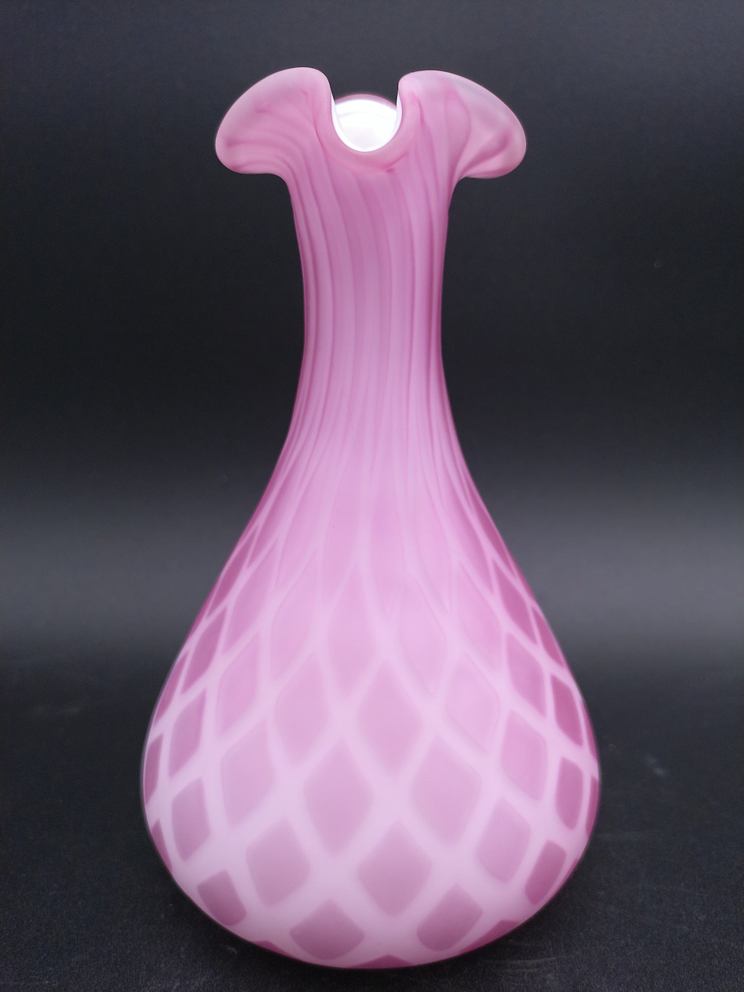 Pink Satin Diamond Quilted Pitcher Beautiful Elegant Design Venetian Murano