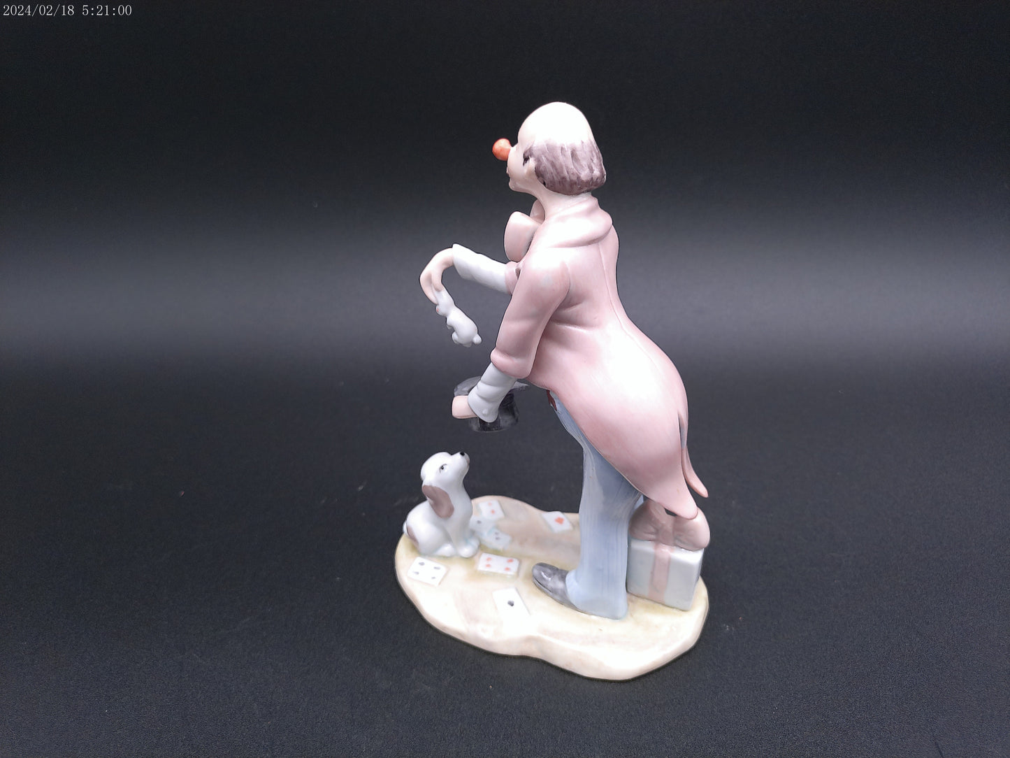 Sevilla Figurine Clown Pulling Rabbit out of Hat 1986