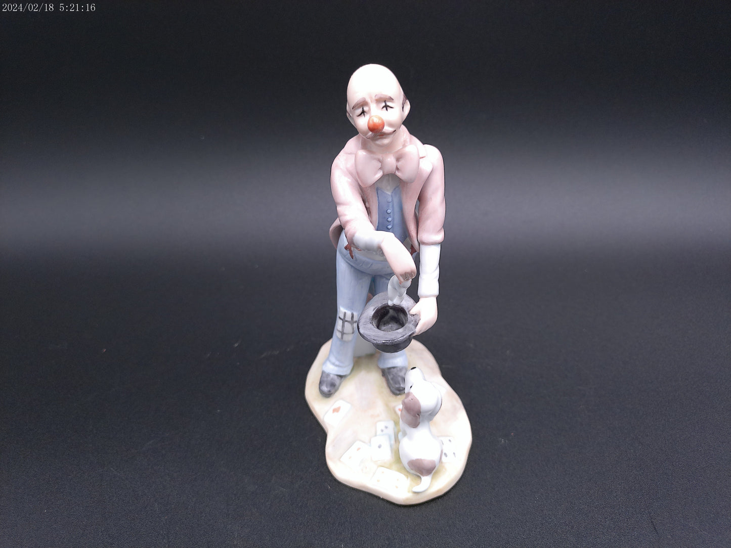 Sevilla Figurine Clown Pulling Rabbit out of Hat 1986