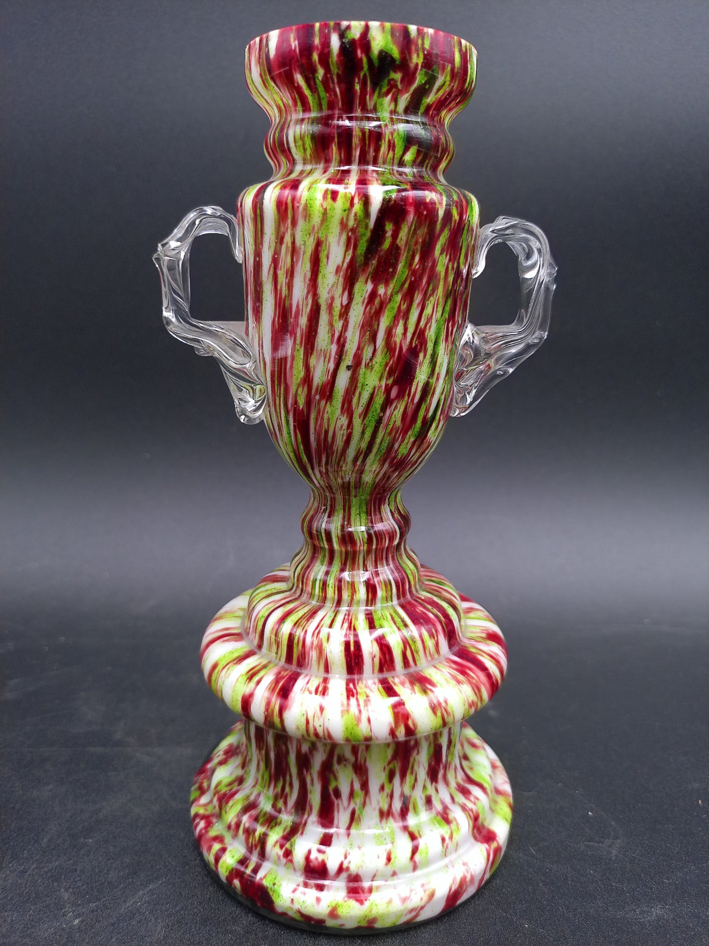 Victorian Antique Glass Candlestick Holders e Glass Peacock Trophy Vase lot of 2