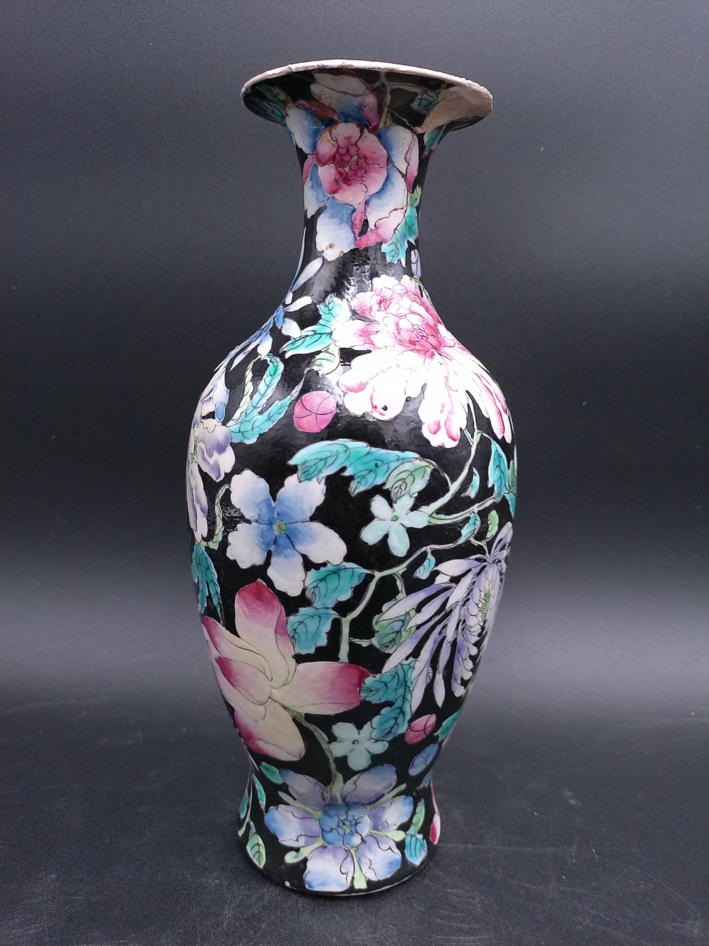 Chinese Poreclian High Black Vase with painted Flowers Vintage