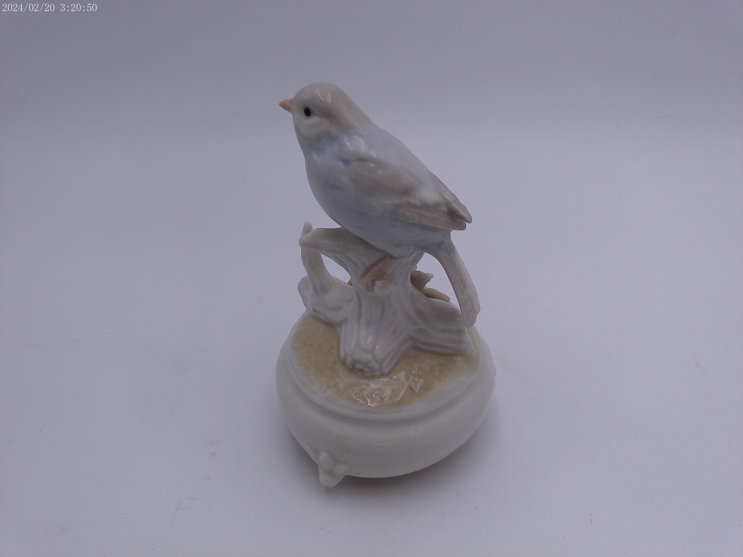 Ceramic Bird Music Box and spins vintage