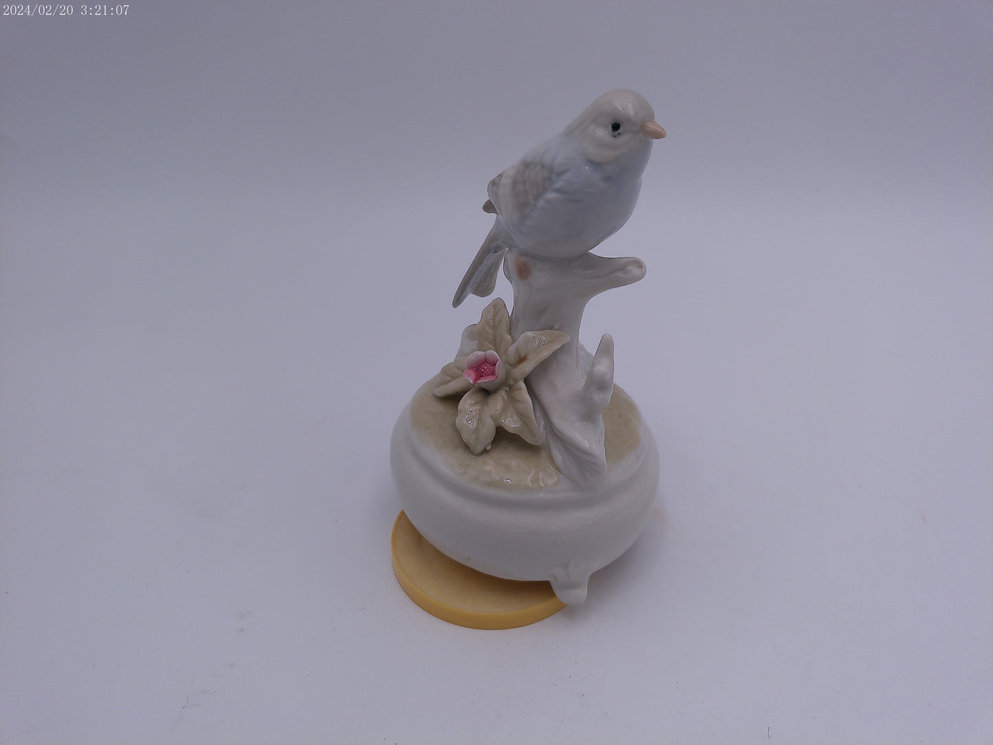 Ceramic Bird Music Box and spins vintage