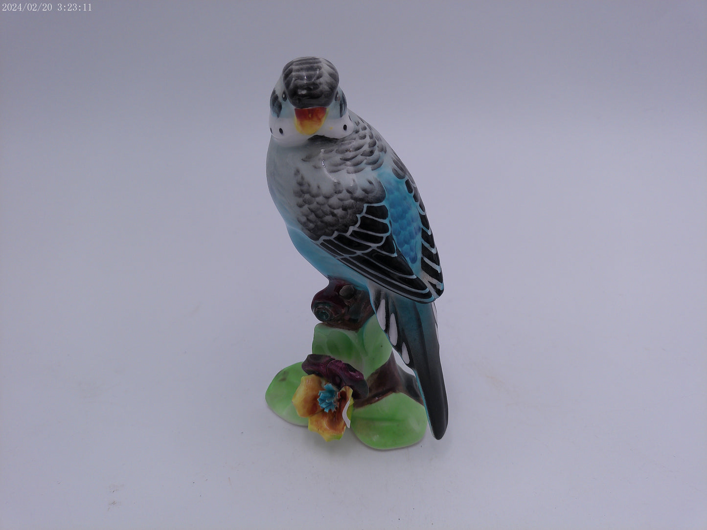 Bird blue parrot Statue Vintage