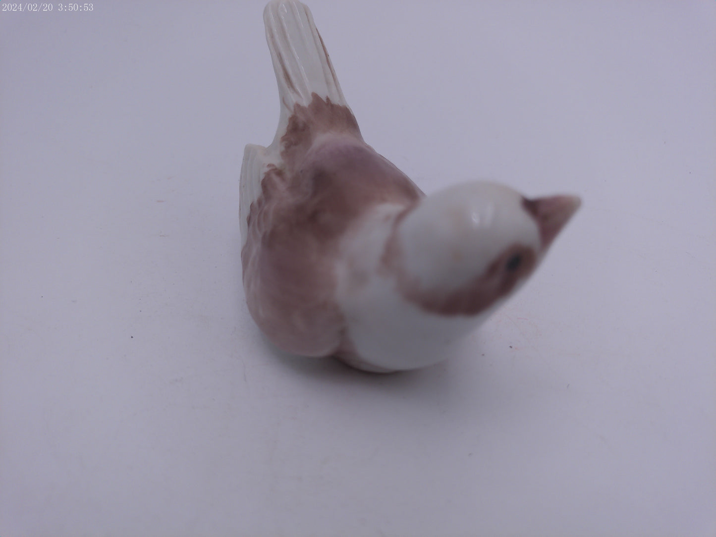 Porcelain Bird Vintage Sitting