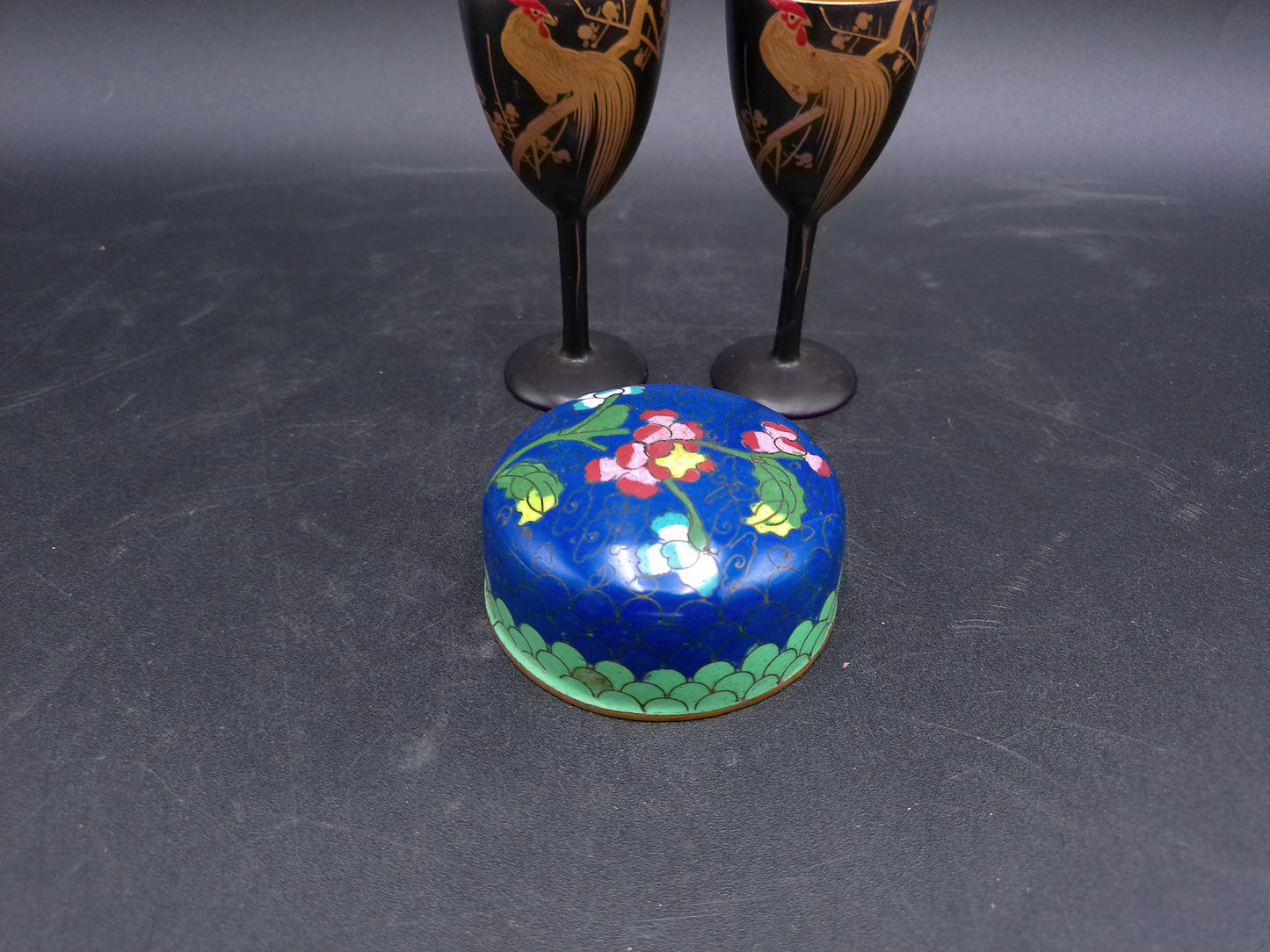 Japanese Gold Leaf Onagadori Rooster Black Lacquer Ware Stemware Golden (24 Kt gilded)