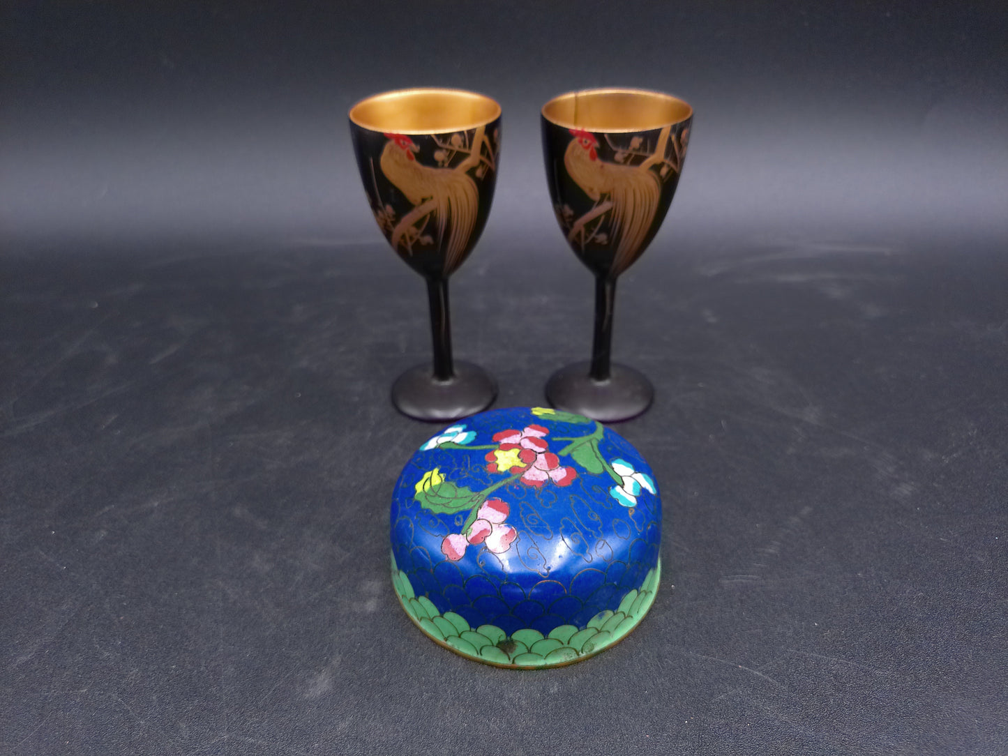 Japanese Gold Leaf Onagadori Rooster Black Lacquer Ware Stemware Golden (24 Kt gilded)