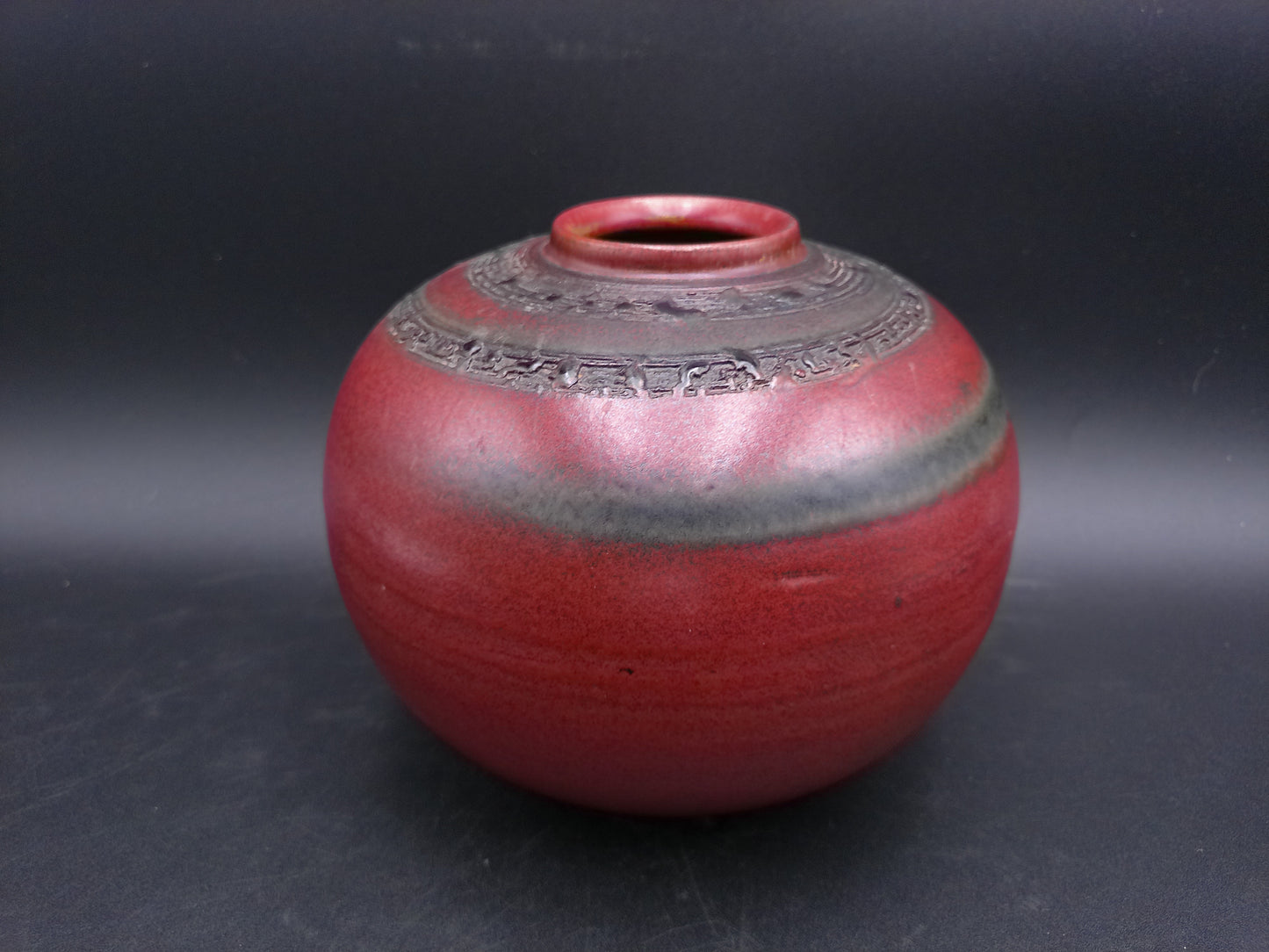 Toyo Japan Mid Century Modern Globe Vase Textured Brown Pottery Artist Signed w/ Label