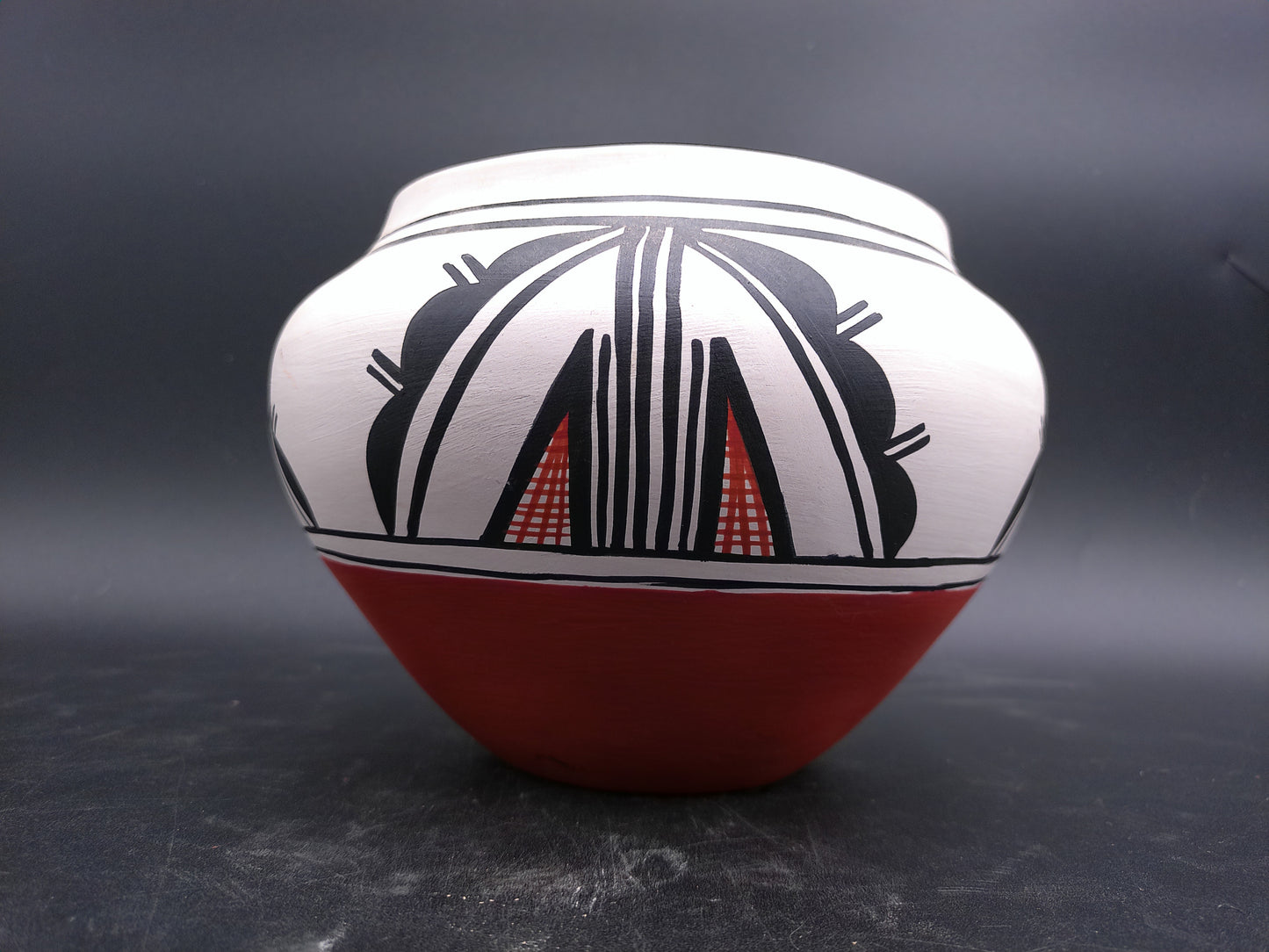 Southwest New Mexico Pottery Bowl By D.T. Yazzie 88