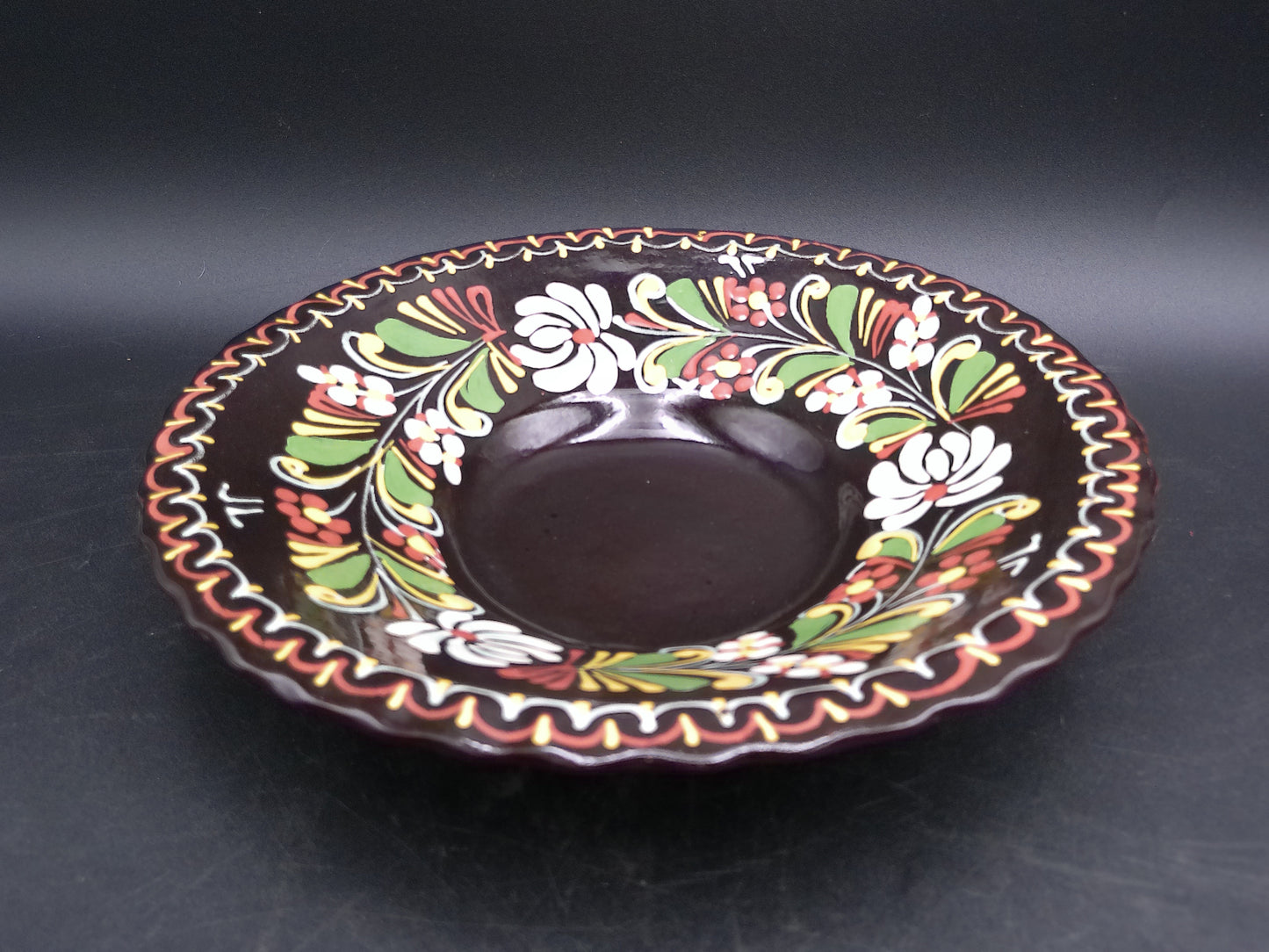 Ceramic Dark Brown Decorative Floral Ring Design Plate