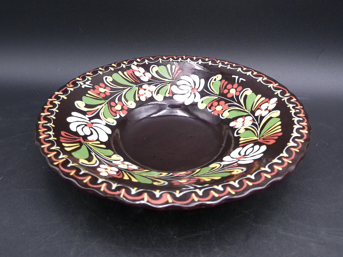 Ceramic Dark Brown Decorative Floral Ring Design Plate