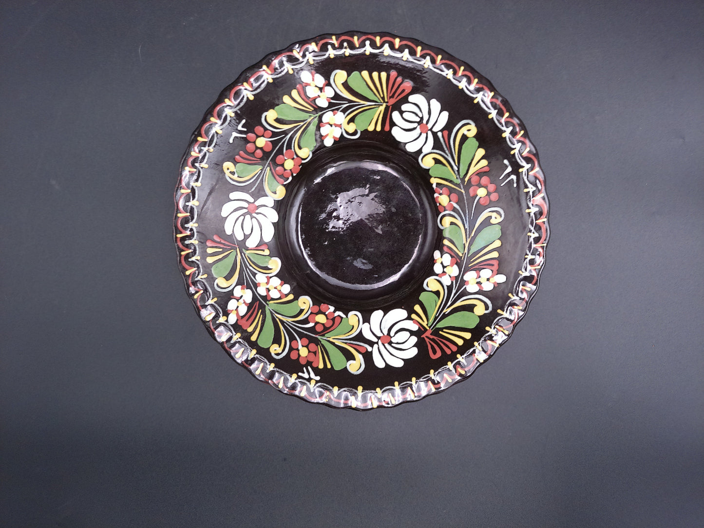 Ceramic Dark Brown Decorative Floral Ring Design Plate