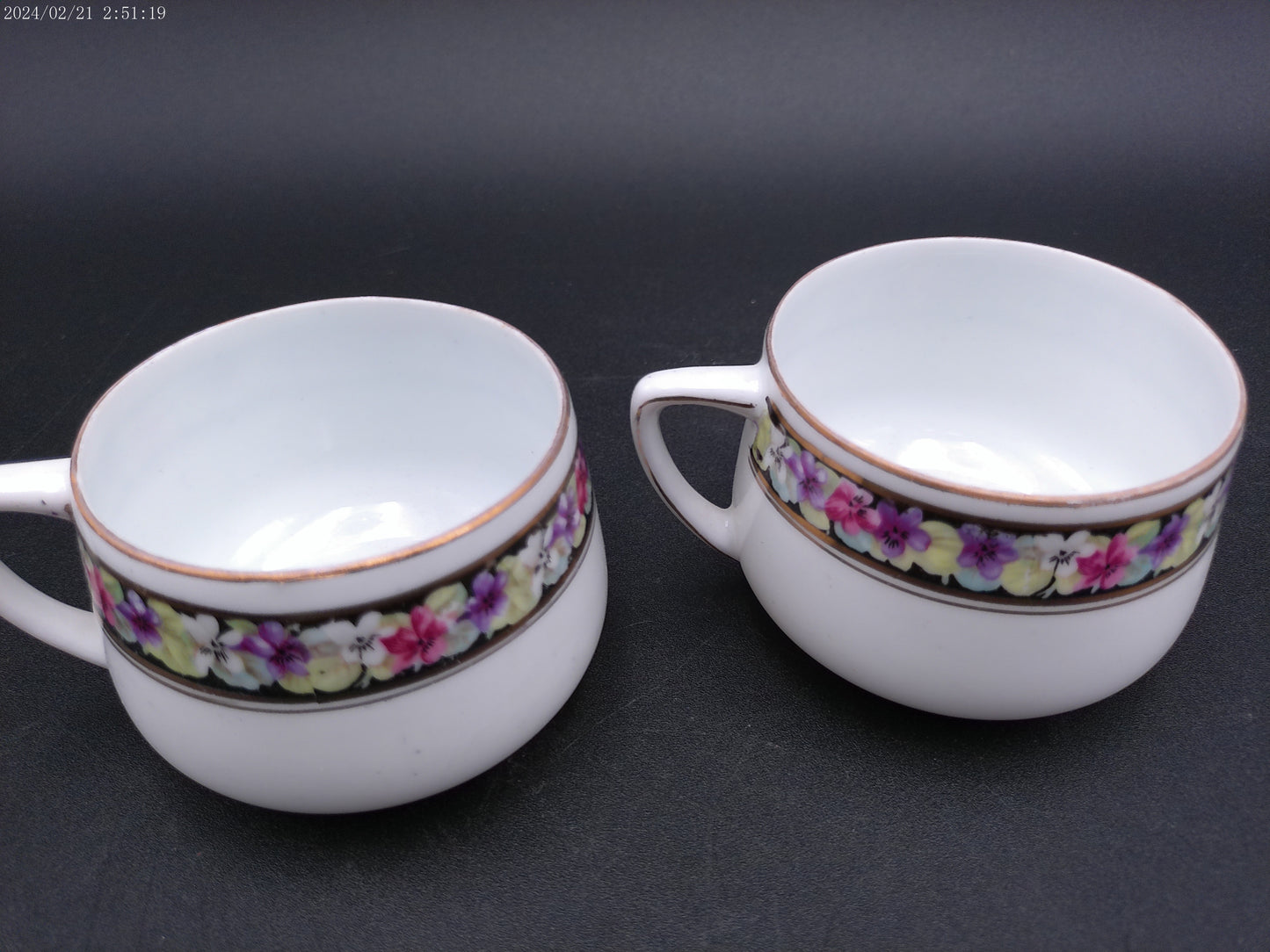 Porcelain ASTA J.Z.Co Selb Germany White Floral Tee of coffe cups Vintage