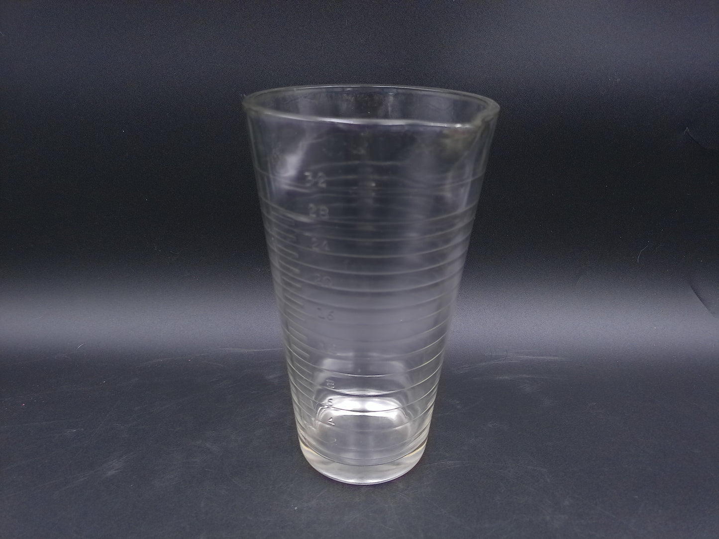Beaker 32 Ounce Glass Measuring Cup Vintage Lab Glassware