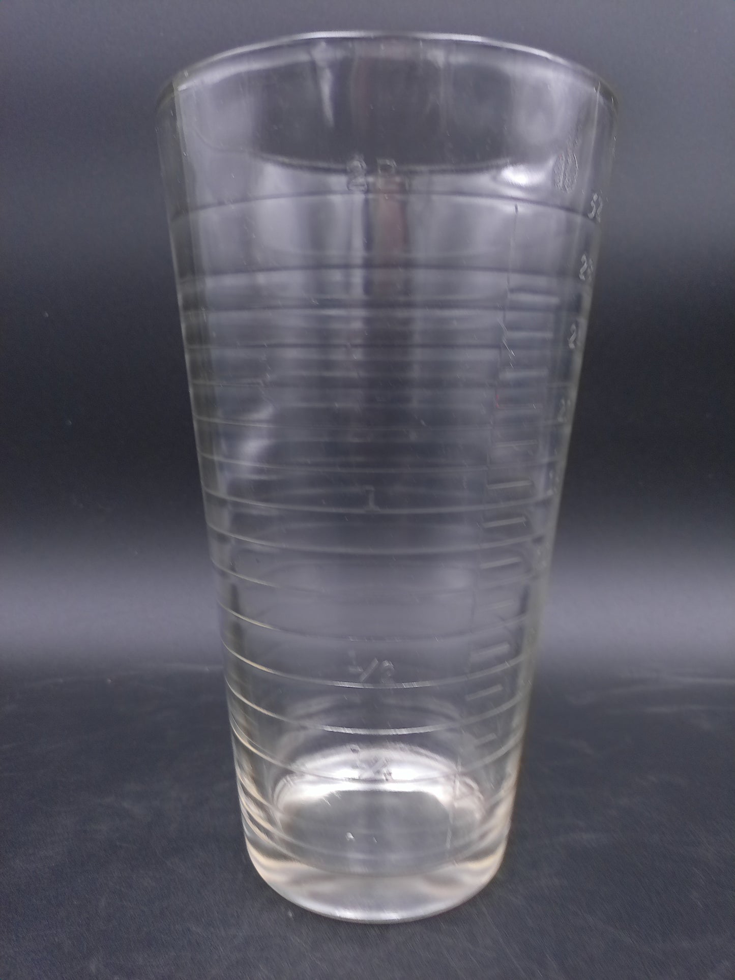 Beaker 32 Ounce Glass Measuring Cup Vintage Lab Glassware