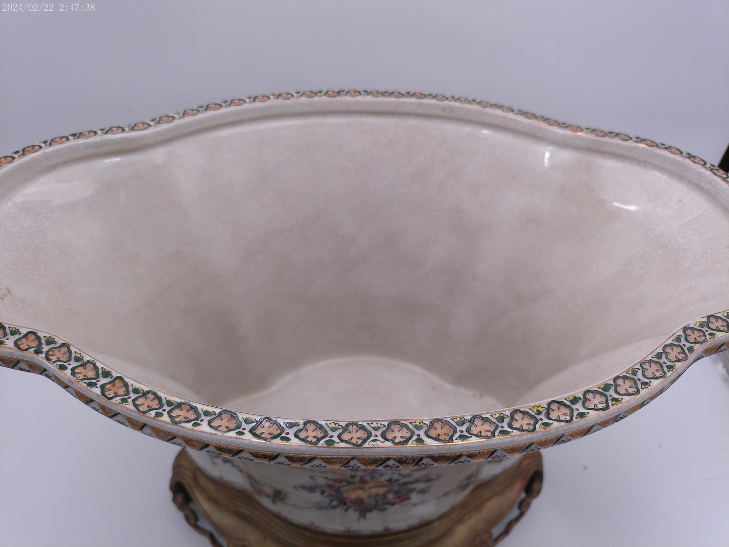 Wong Lee WL 1895 Porcelain Floral Pattern Planter Vase Vintage Fine Pottery