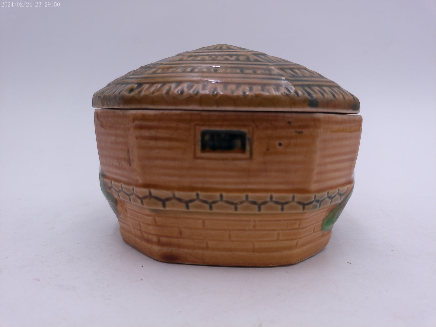 Ceramic Bowl with Lid