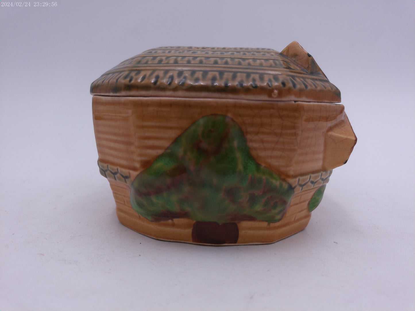 Ceramic Bowl with Lid