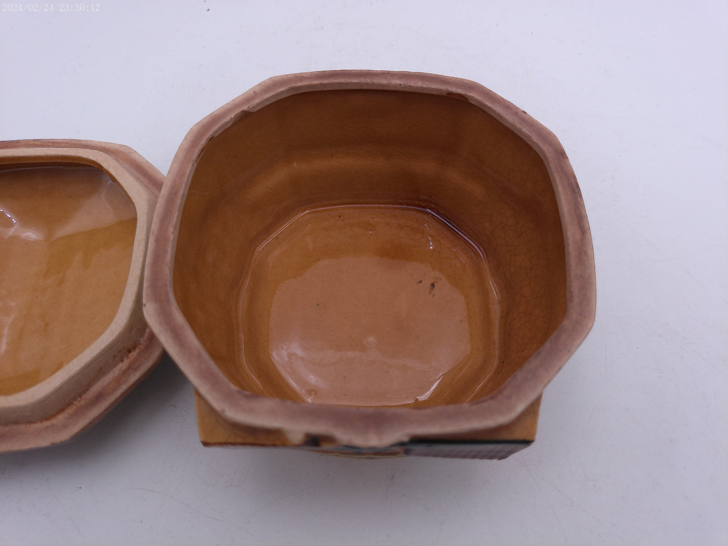 Ceramic Bowl with Lid