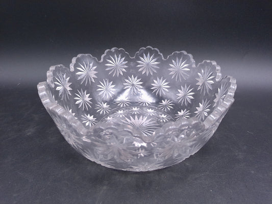 Westmoreland Star Pattern Round 9.5” Glass Crystal  Bowl
