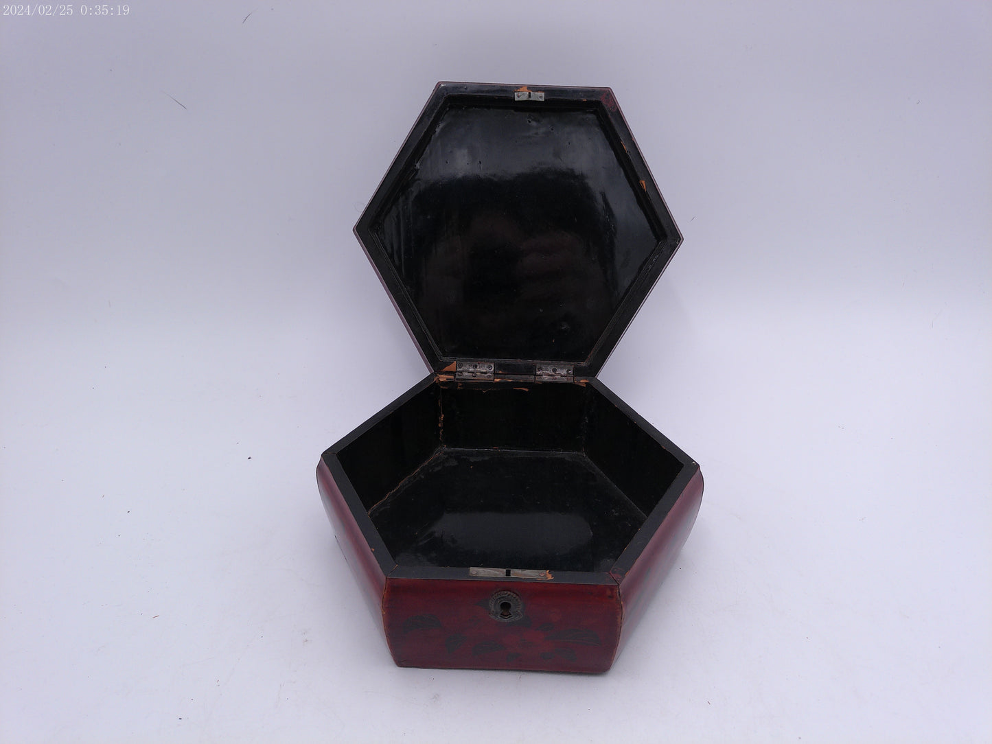Hexagonal lacquer Wooden jewelry box Vintage