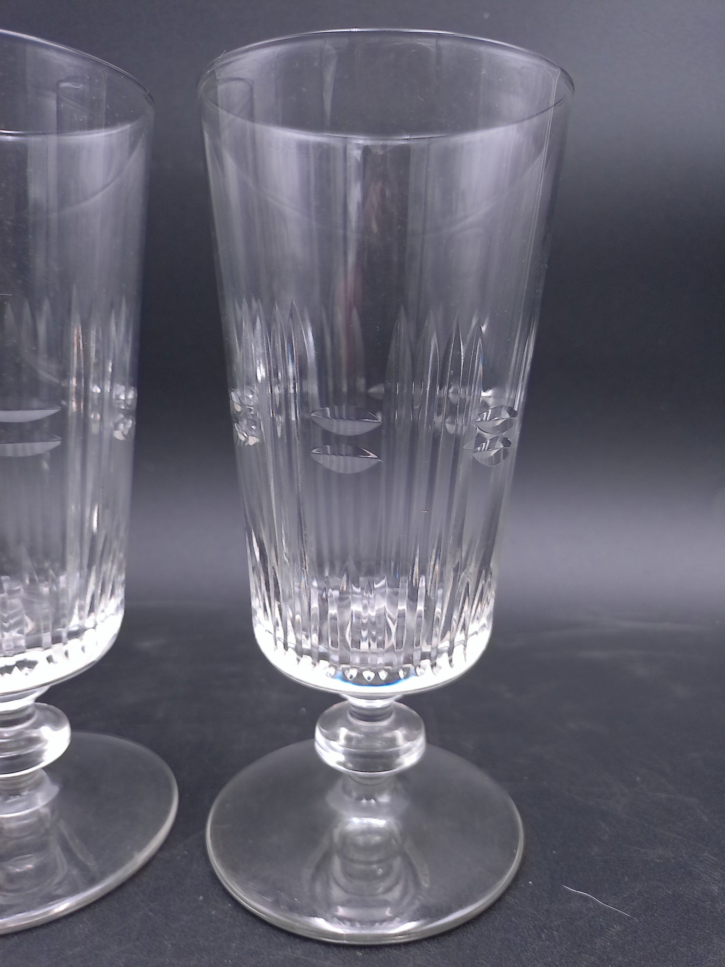 Water Ice Tea Goblets Glass Renaissance Vertical Cuts Wafer Stem 2Pc