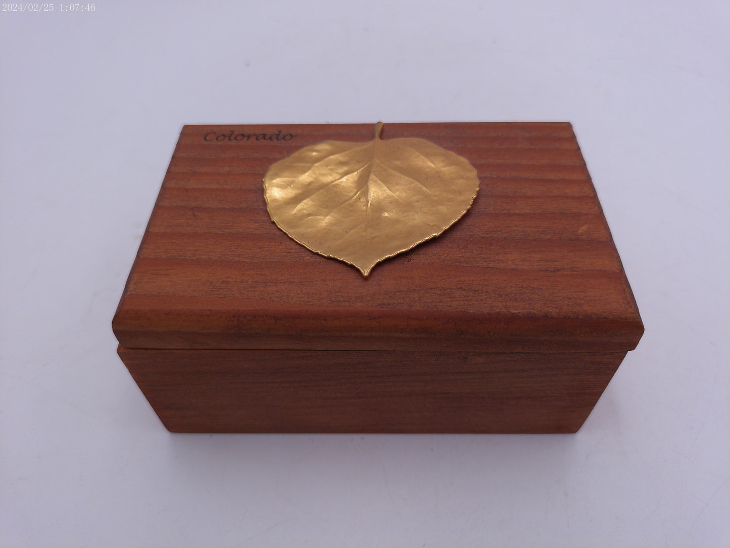 Jewelry box with Real Colorado Aspen Leaf dipped in 24k gold on top