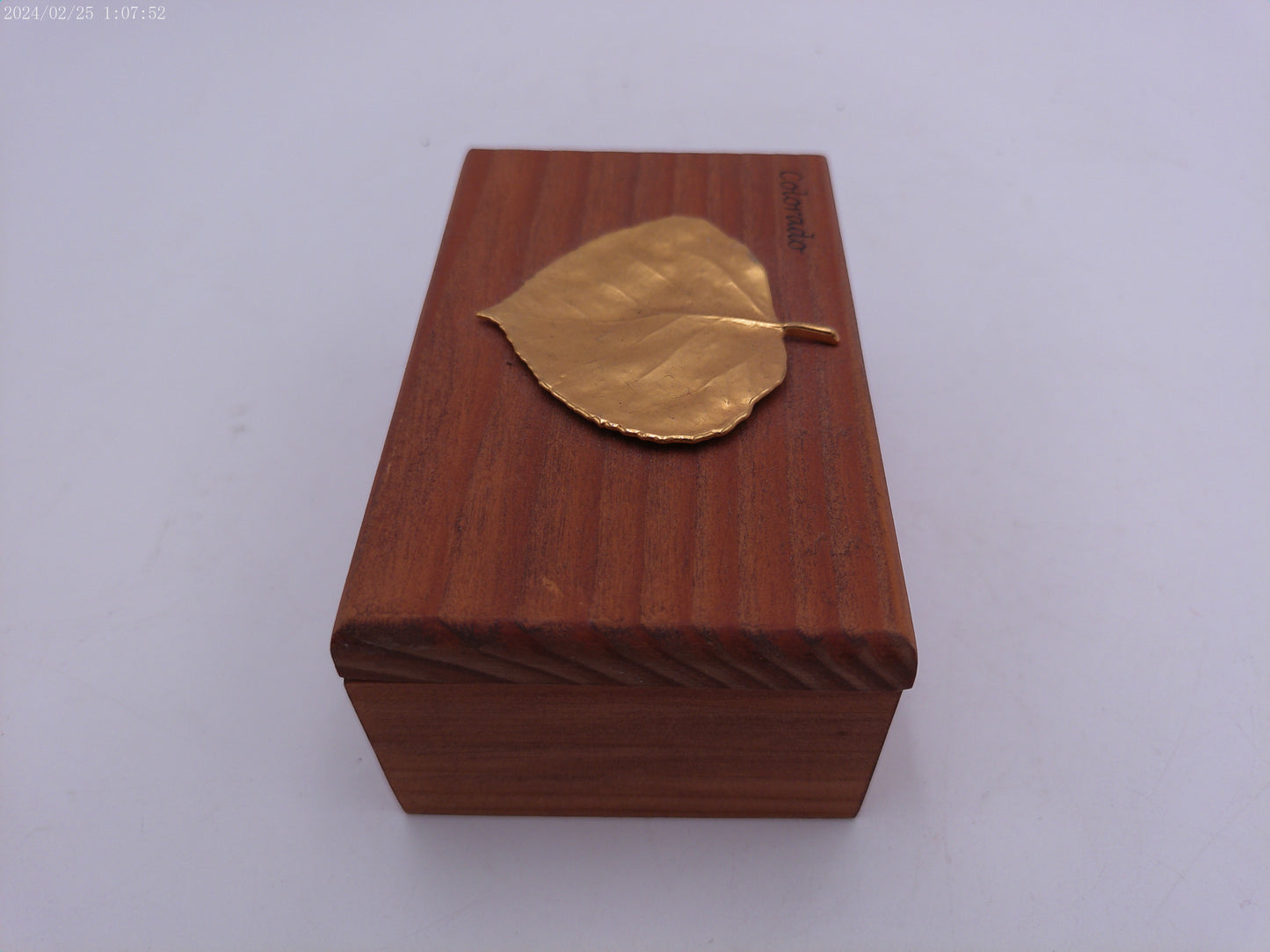 Jewelry box with Real Colorado Aspen Leaf dipped in 24k gold on top