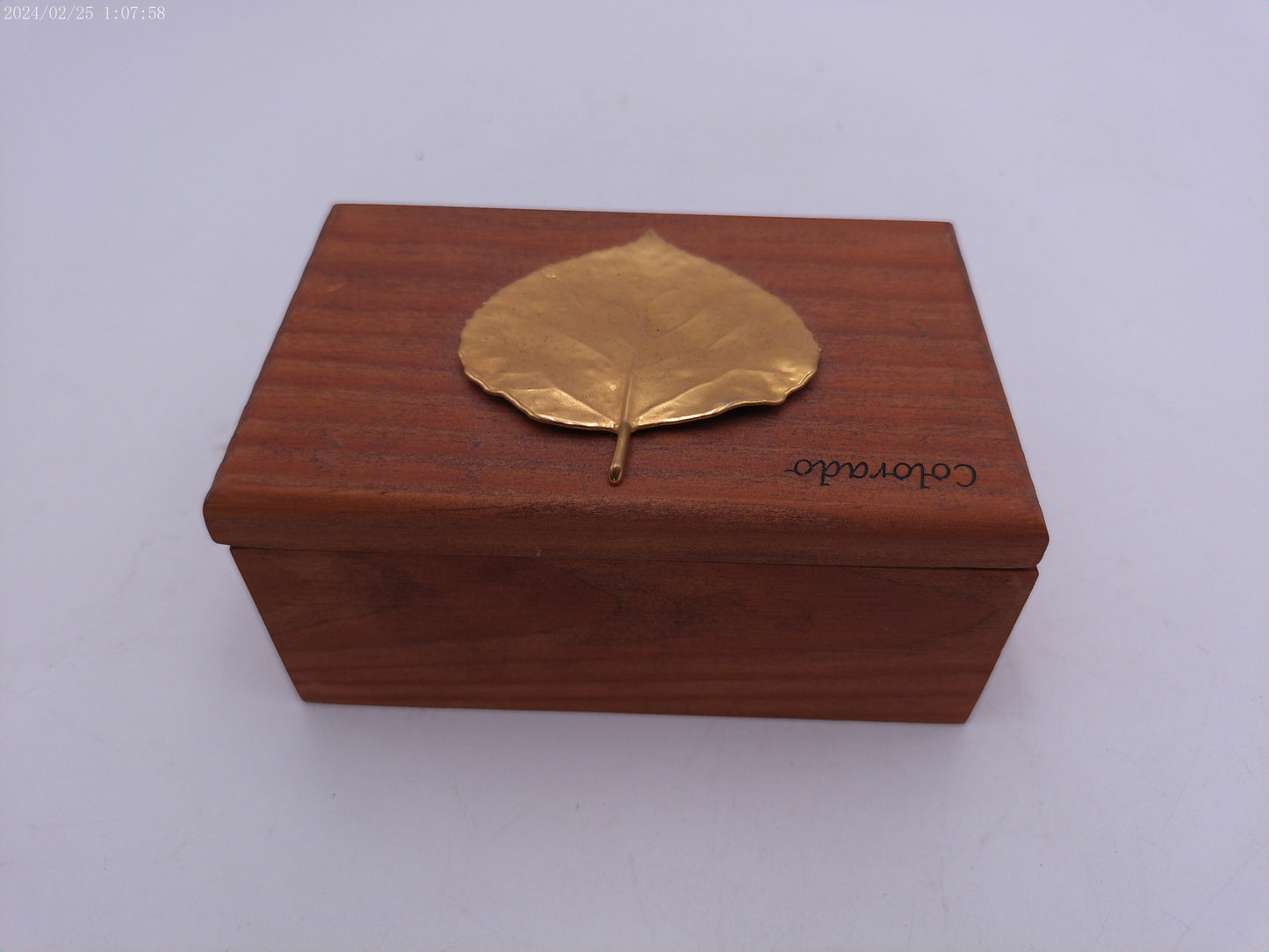 Jewelry box with Real Colorado Aspen Leaf dipped in 24k gold on top