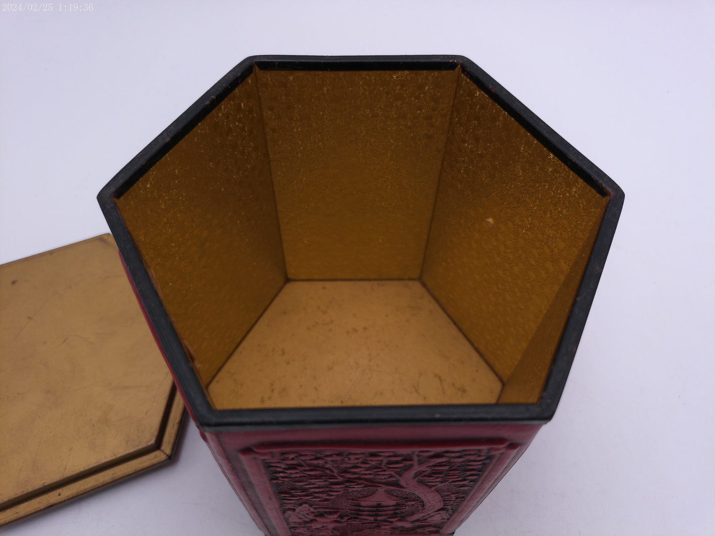 Vintage Chinoiserie Hexagon Tin