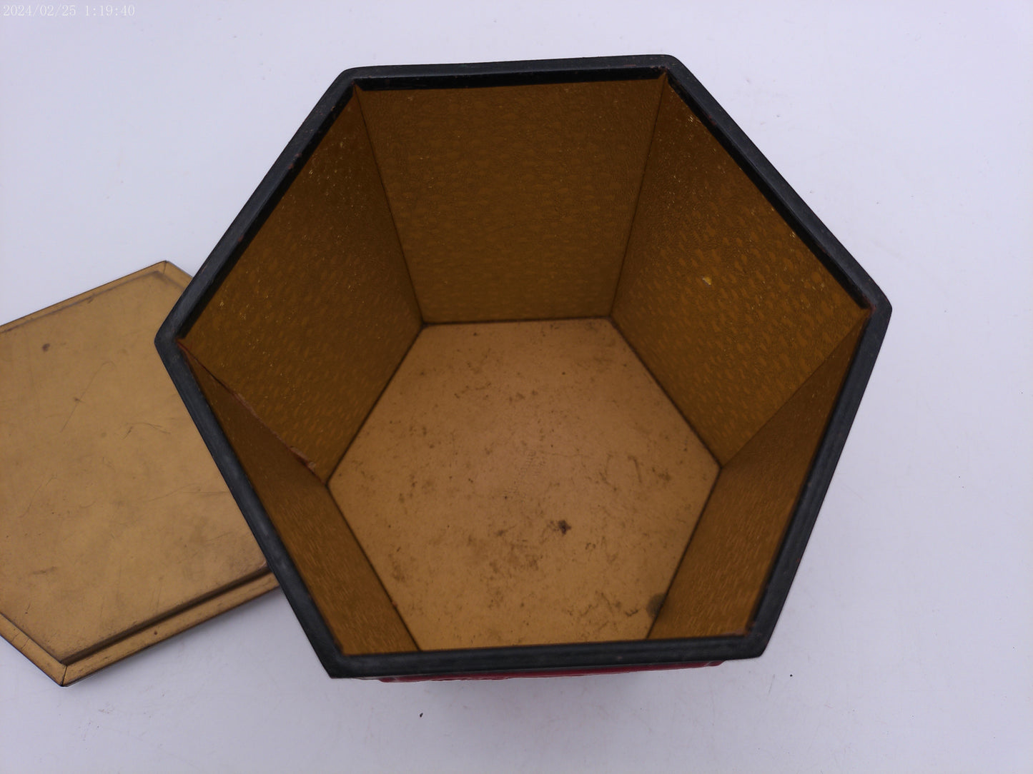 Vintage Chinoiserie Hexagon Tin