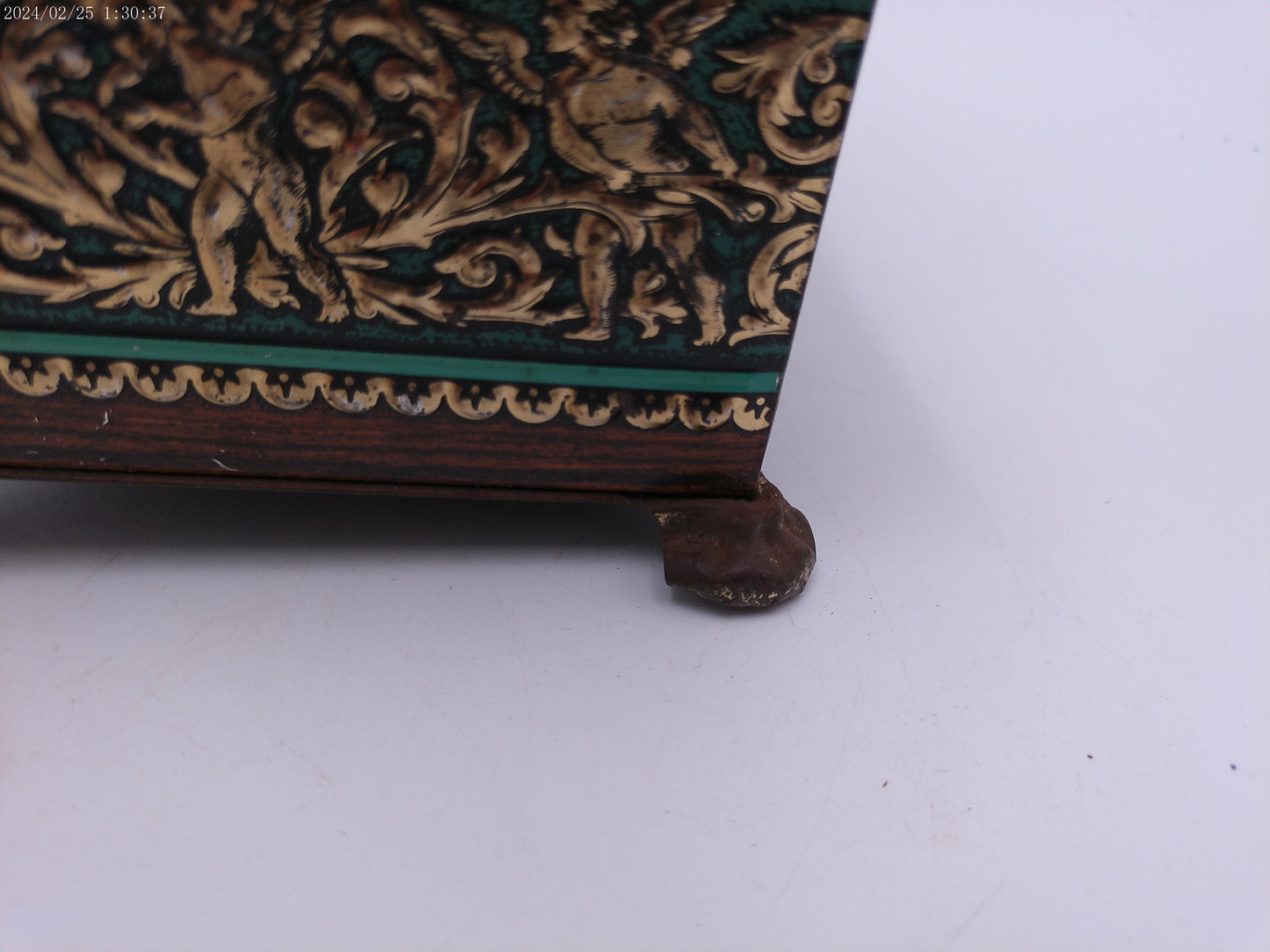 Vintage Metal Trinket Box Metal "Wood Look" Keepsake Box with Cherub Design