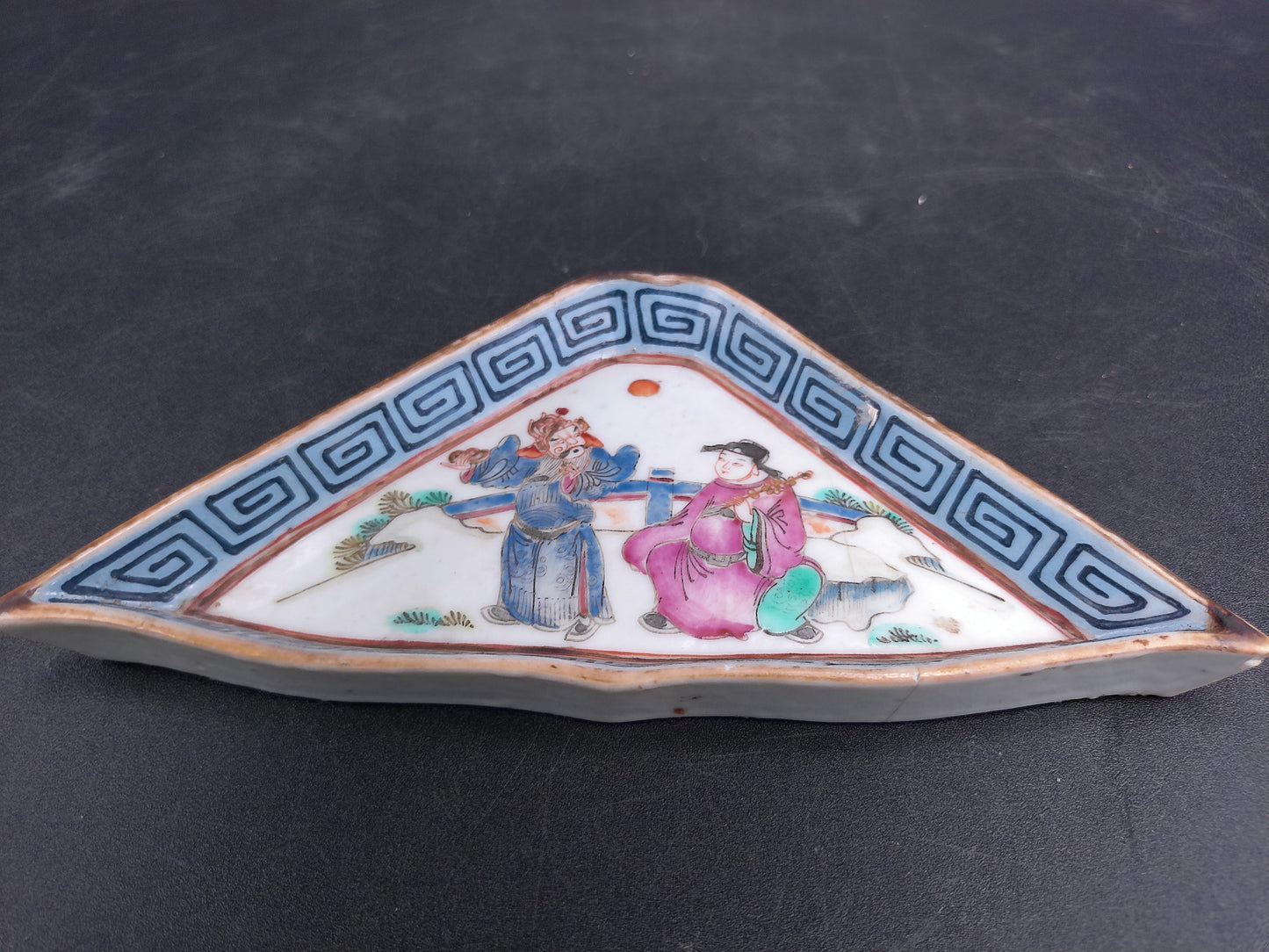 Tongzhi Fine Porcelain Corner Plate Late Qing Dynasty 1900s