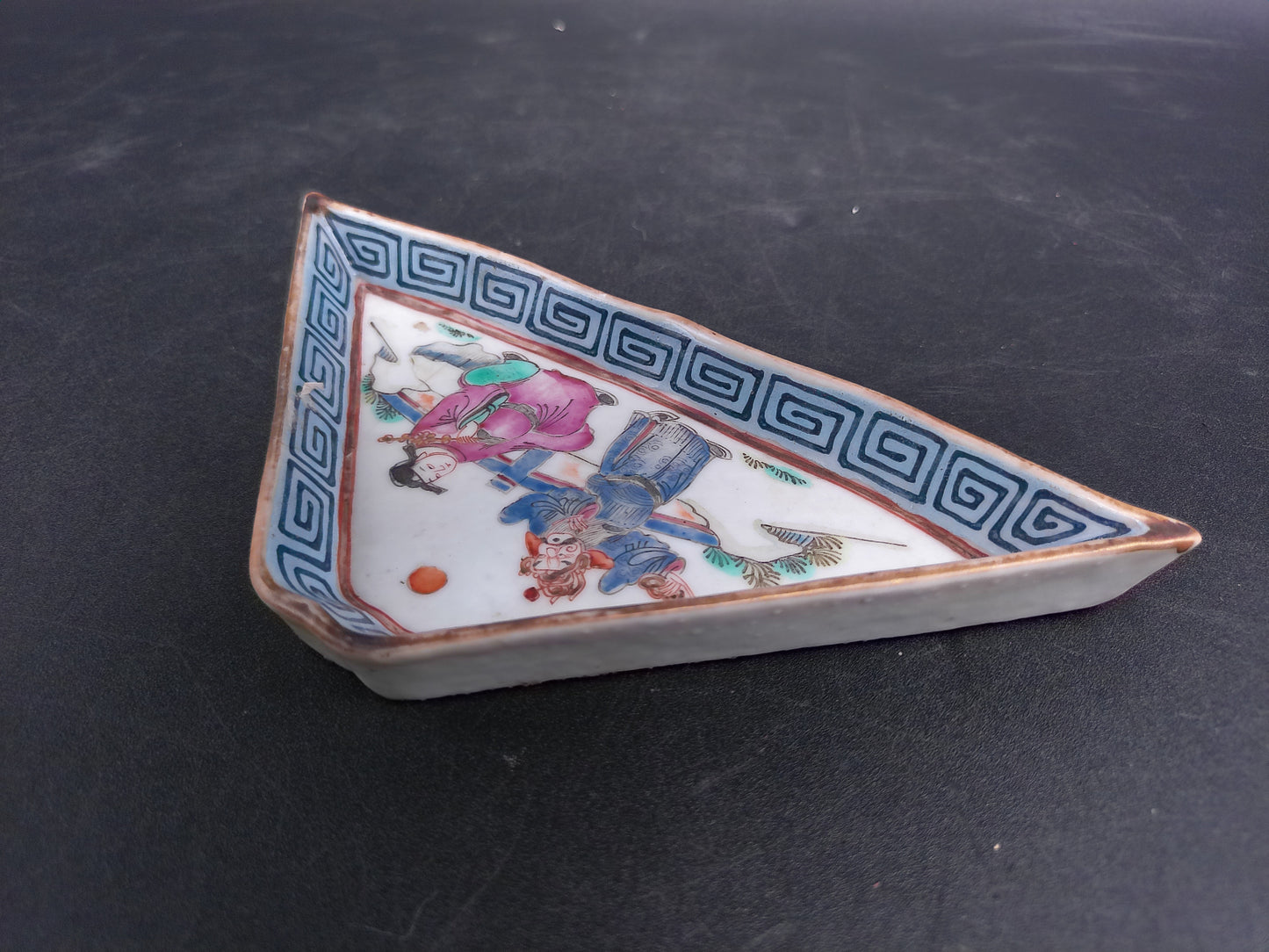Tongzhi Fine Porcelain Corner Plate Late Qing Dynasty 1900s