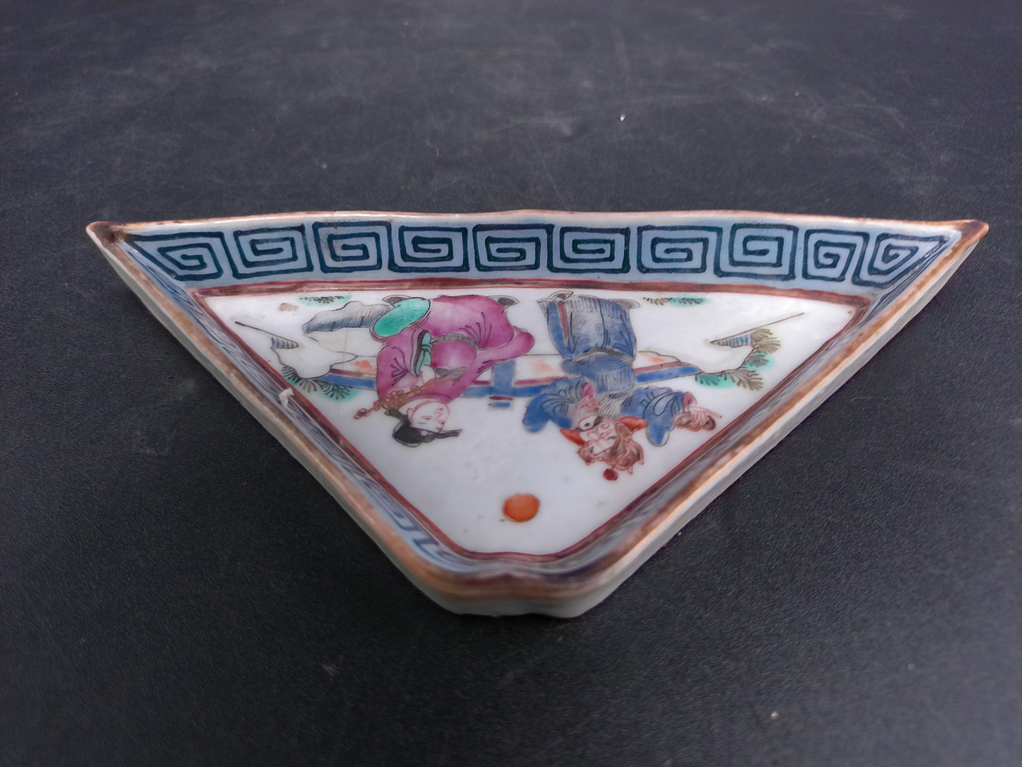 Tongzhi Fine Porcelain Corner Plate Late Qing Dynasty 1900s